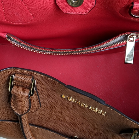 Michael kors top handle bag with strap - Picture 4 of 7